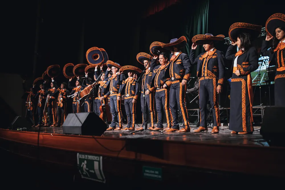 Mariachi Tabasco en el escenario durante la primera edición del concierto A Ti Mamá